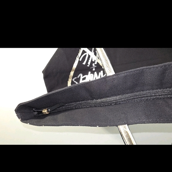 VICTORIA'S SECRET NYC 2018 Signature Tote Canvas Black Gold Stars Jumbo MSRP $58 - Picture 13 of 16